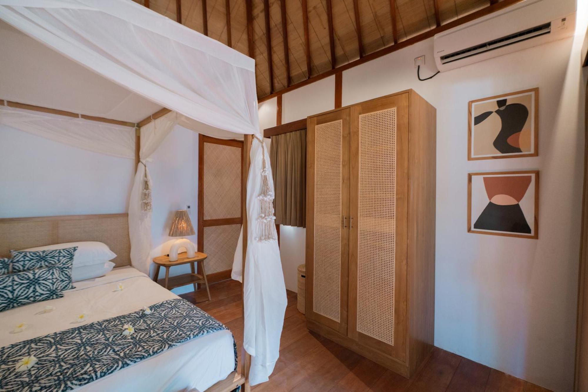 The Gili Beach Resort กีลีตราวางัน ภายนอก รูปภาพ
