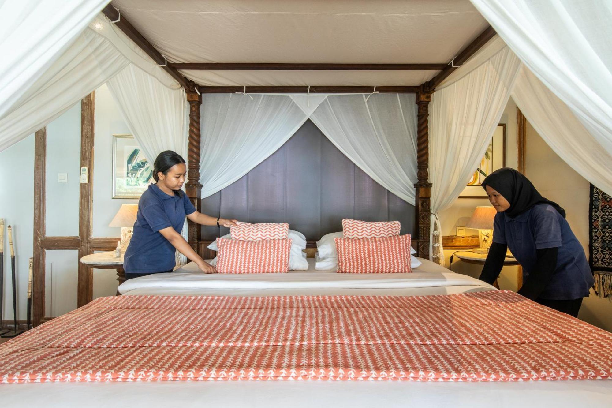 The Gili Beach Resort กีลีตราวางัน ภายนอก รูปภาพ