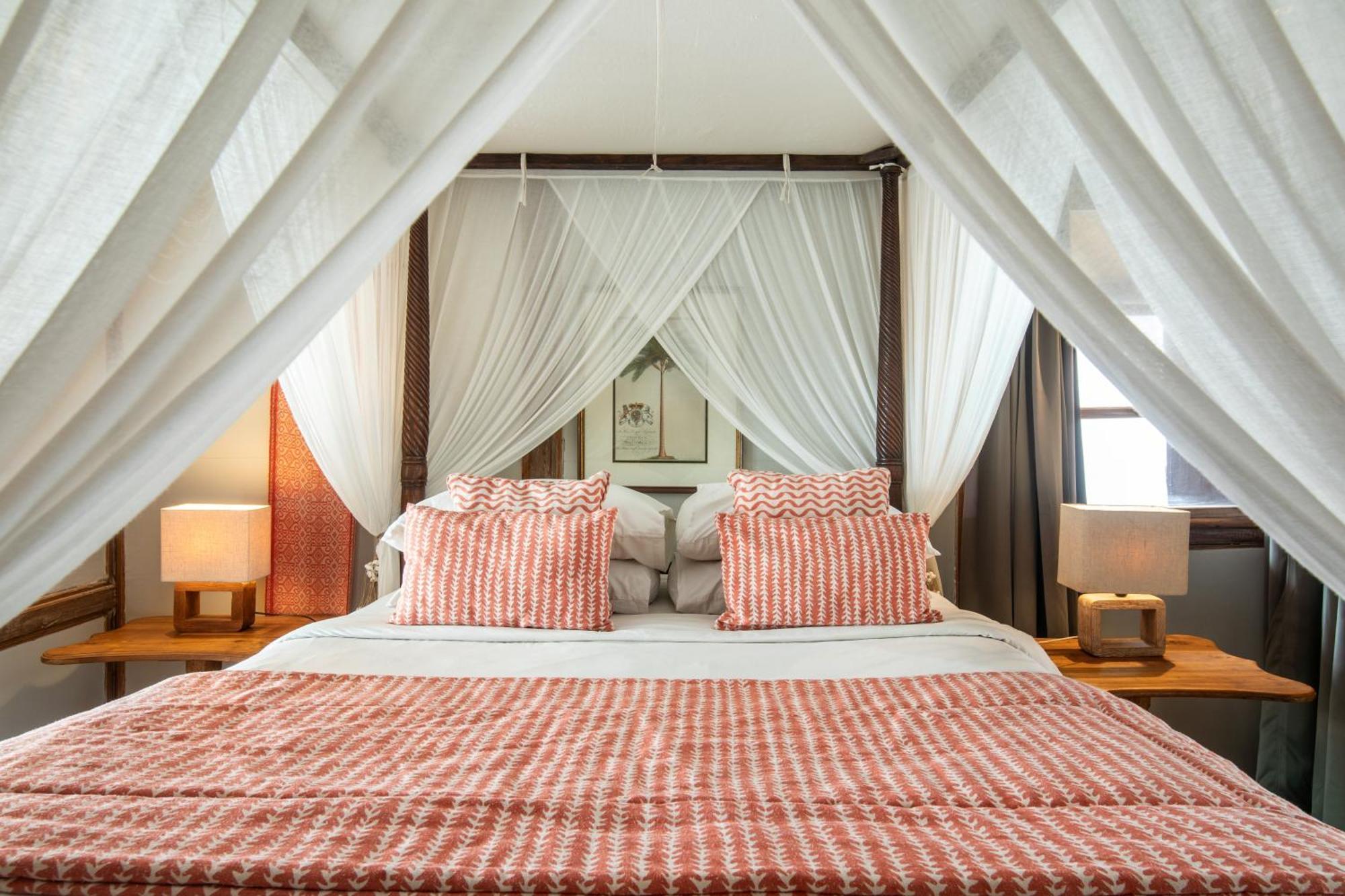 The Gili Beach Resort กีลีตราวางัน ภายนอก รูปภาพ