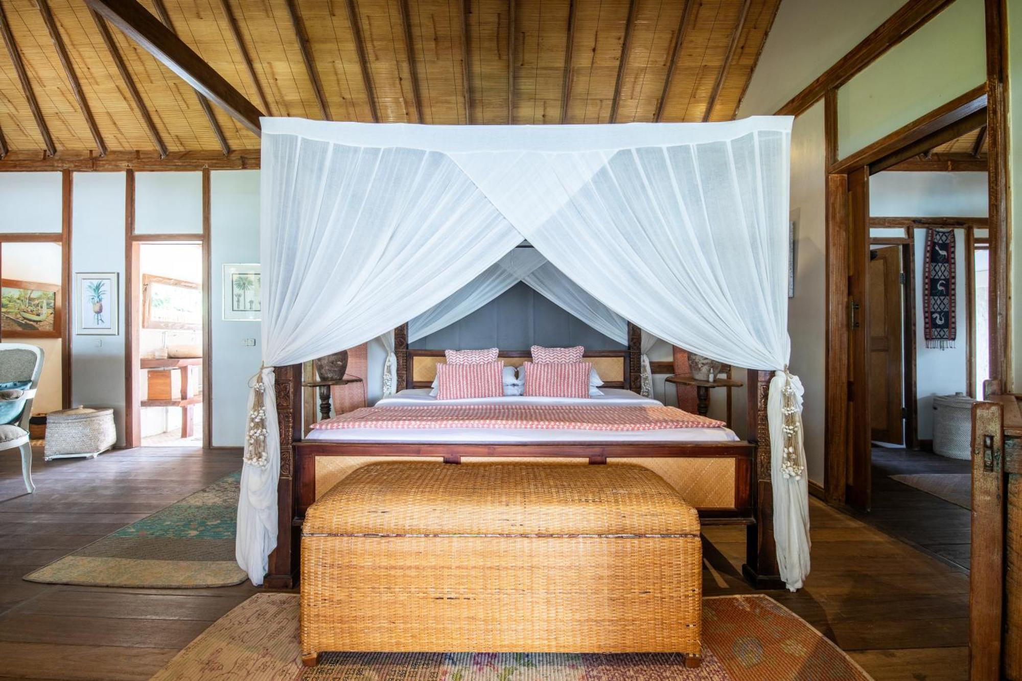 The Gili Beach Resort กีลีตราวางัน ภายนอก รูปภาพ